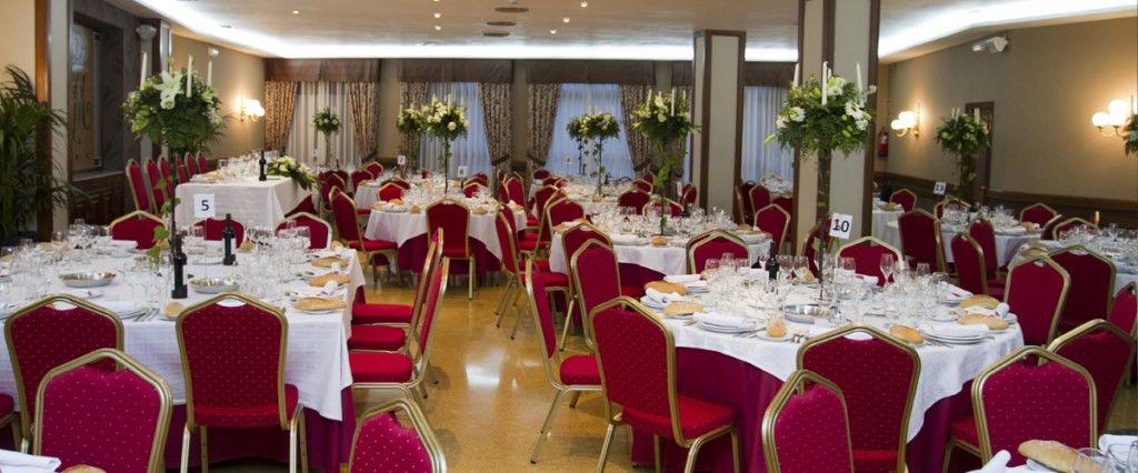 Hotel Madrid Bierzo ปอนเฟร์ราดา ภายนอก รูปภาพ